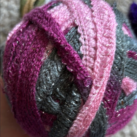 Multicolor Yarn Bundle - Picture 6 of 8